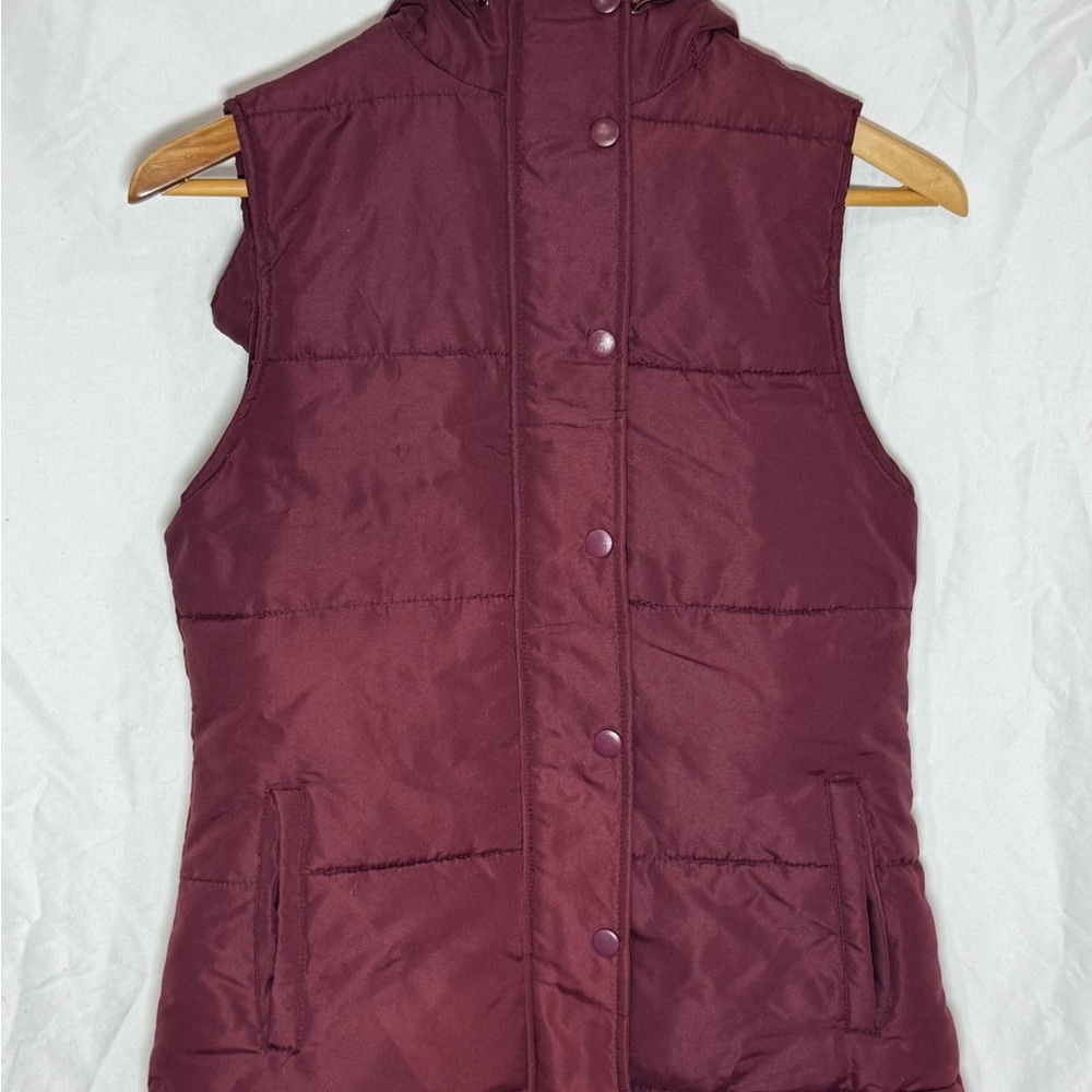 dip Maroon Hooded Quilted Puffer Vest | Size XS | Zip-up front with Buttons
